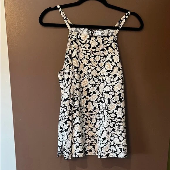 Floral High Neck Halter Sleeveless Top - Picture 2 of 5